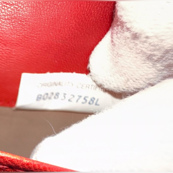 Bottega Veneta Intrecciato Leather Continental Wallet – Red Interior - Picture 3 of 11